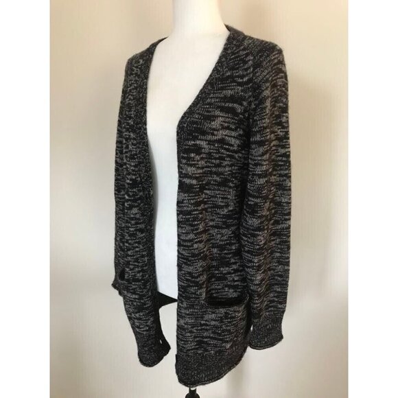 ARITZIA WILFRED FREE Cardigan Sweater Size Medium Black White Merino Alpaca - Picture 4 of 7